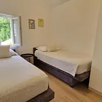 Apartment Mara * Orasac