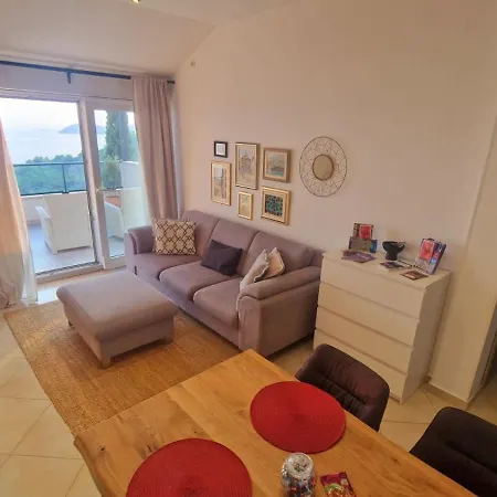 Apartment Mara *