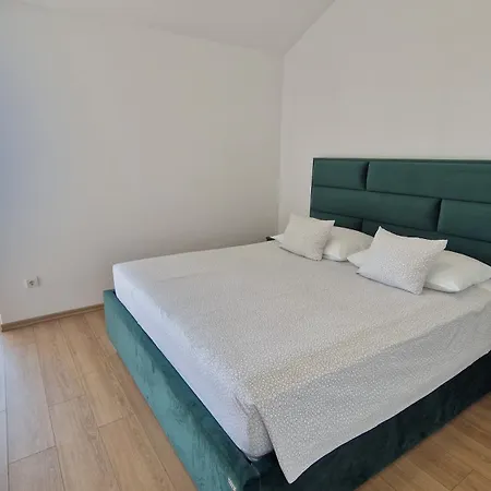 Apartment Mara Apartment Orasac